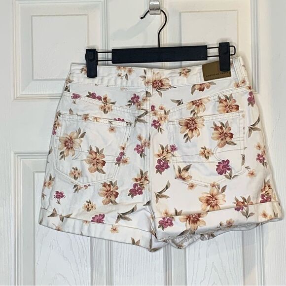 American Eagle Mom Shorts Floral Rolled Cuff Size 4 - Picture 5 of 9